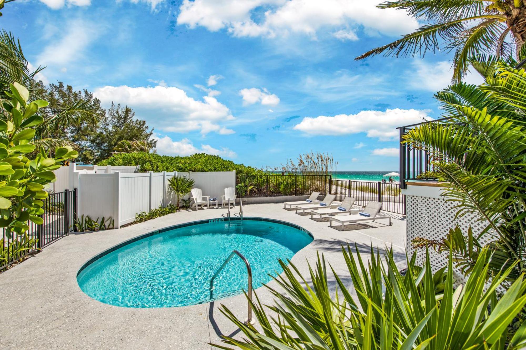 Seabreeze At Anna Maria Island Inn Брадентон-Бич Экстерьер фото
