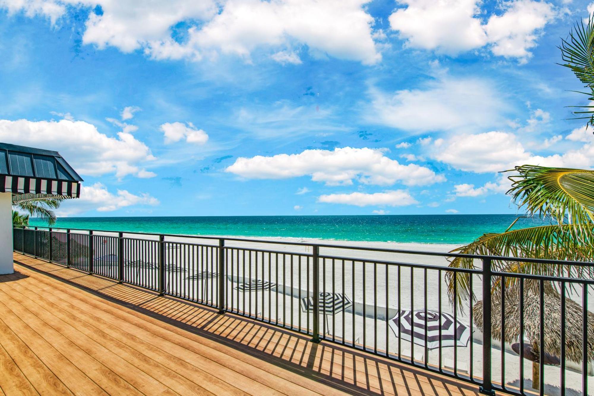 Seabreeze At Anna Maria Island Inn Брадентон-Бич Экстерьер фото